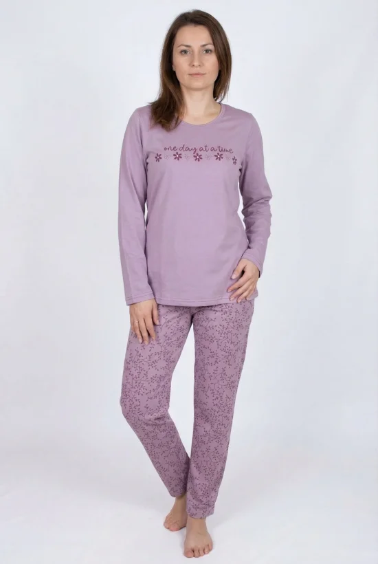 Пижами с дълъг ръкав Дамска пижама с дълъг ръкав и дълъг панталон