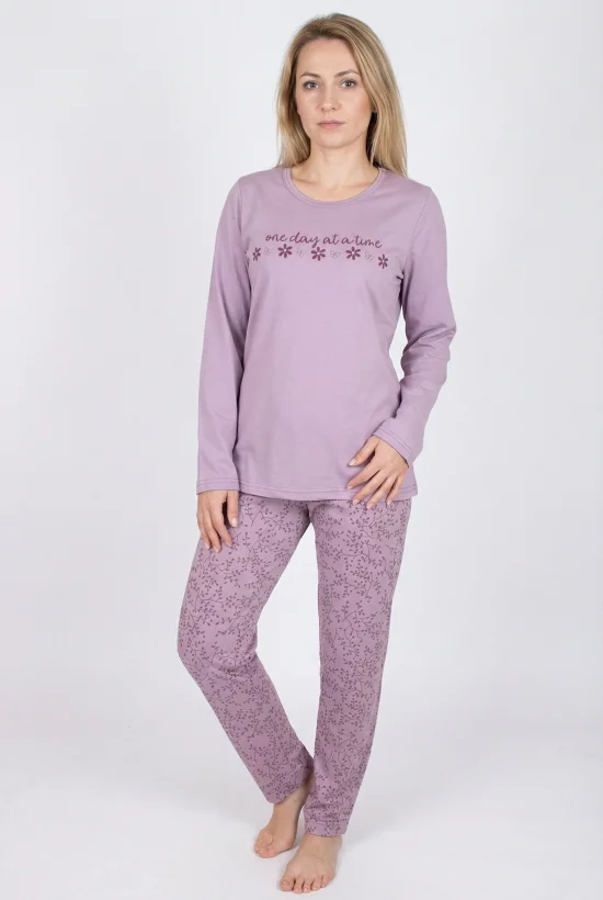 Пижами с дълъг ръкав Дамска пижама с дълъг ръкав и дълъг панталон