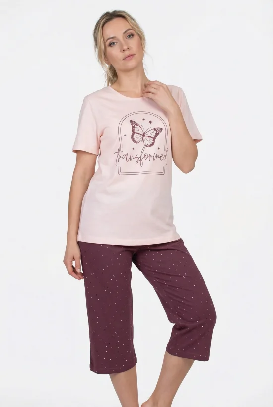Пижами с къс ръкав Дамска пижама с къс ръкав и 7/8 панталон