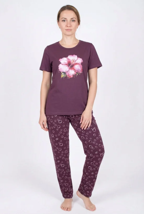 Пижами с къс ръкав Дамска пижама с къс ръкав и дълъг панталон